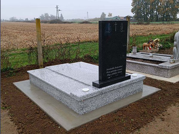 Gránit sírkő
